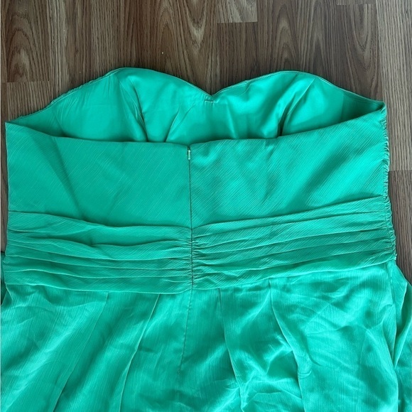 David's Bridal Clover Green Dress - Picture 12 of 16